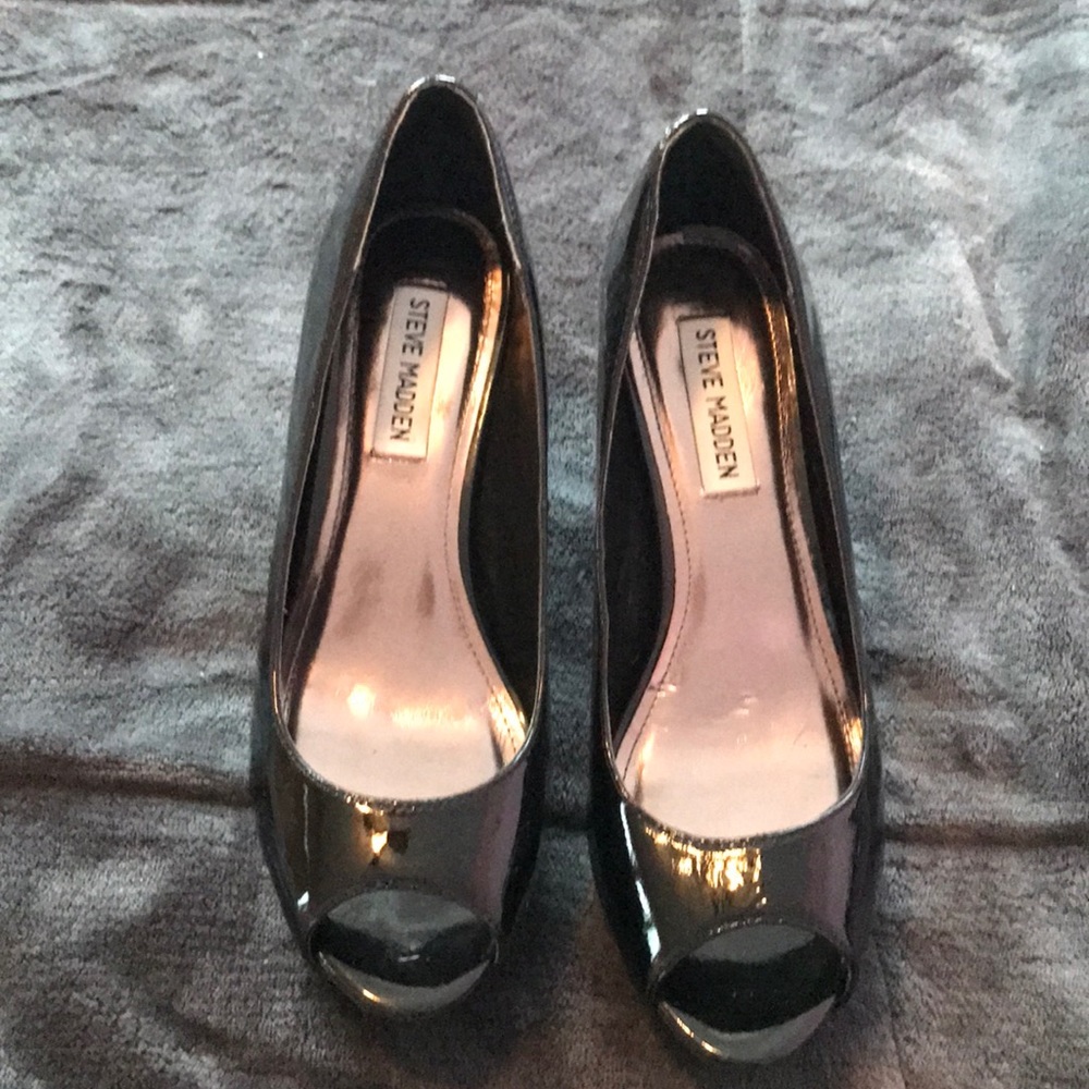 Open toed heels
